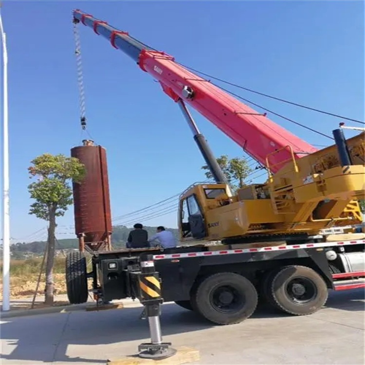 松潘专业吊车租赁多少钱