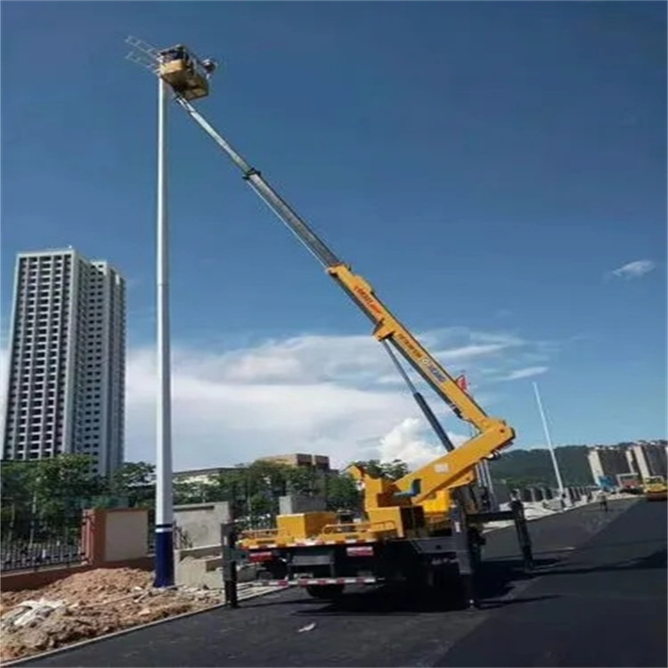 松潘维修路灯的曲臂升降车出租